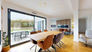  Maison à vendre 10 pièces 165 m²