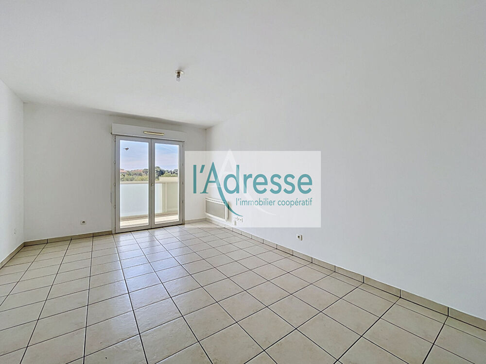 Vente Appartement 2 pièces Antibes Etage élevé avec 2 parkings sous-sol Antibes