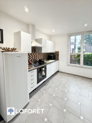  Appartement à louer 1 pièce 27 m²