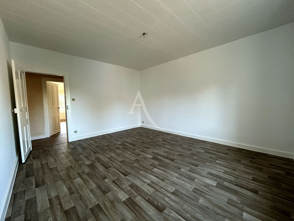 Location Appartement Appartement Vincey 3 pièce(s) 79.55 m2 Vincey