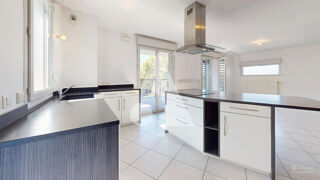  Appartement à louer 3 pièces 91 m²