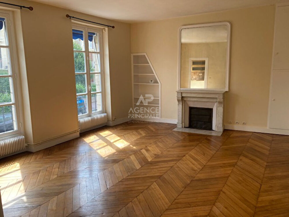 Appartement 2 pièces 50m2 - 2 minutes à pied du RER A Saint Germain En Laye