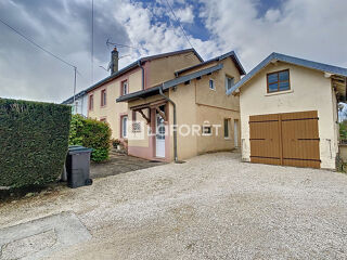  Immeuble à vendre 8 pièces 179 m²
