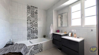  Maison à vendre 10 pièces 179 m²