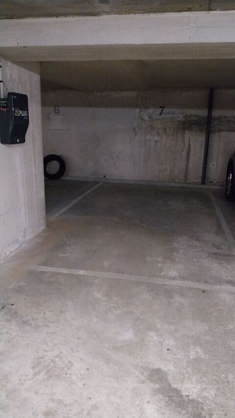  Parking / Garage � louer 