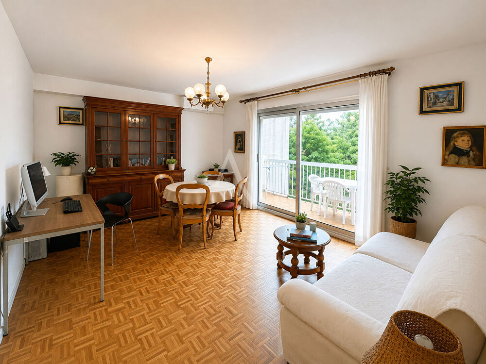Vente Appartement Appartement Marseille 2 pièces 51 m2 avec balcon côté jardin, cave et parking en supplément Marseille 11