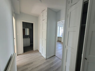 Appartement à louer 2 pièces 44 m²