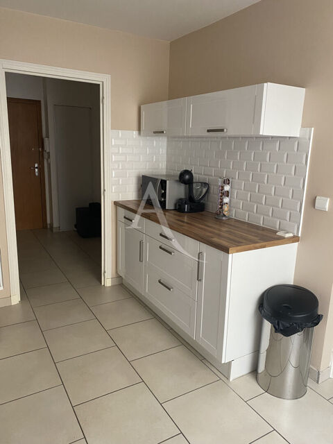  Appartement � louer 2 pi�ces 76 m�