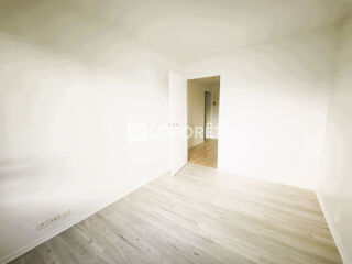  Appartement à louer 2 pièces 39 m²