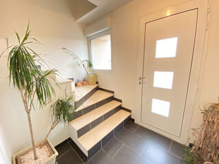  Maison  vendre 10 pices 230 m