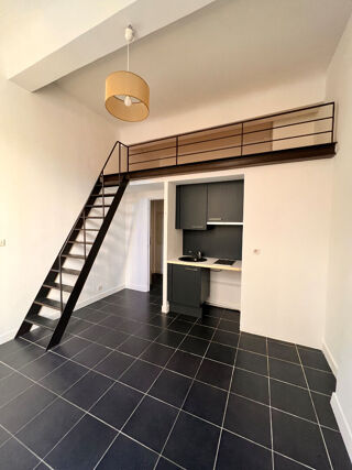  Appartement à louer 1 pièce 21 m²
