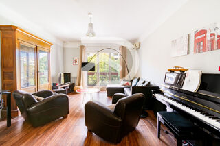 Appartement 3 pièces 100 m² · à Marseille 8 · 100 m² · 450 000 €