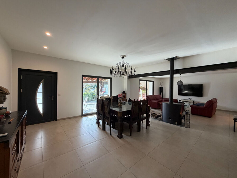 Maison Arles 300 m2