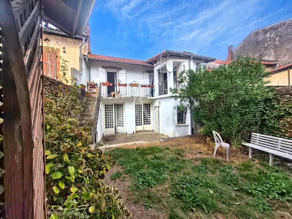 Vente Immeuble IMMEUBLE AVEC LOCAL COMMERCIAL ET APPARTEMENT EN CENTRE-VILLE DE VILLENEUVE-DE-MARSAN Villeneuve de marsan