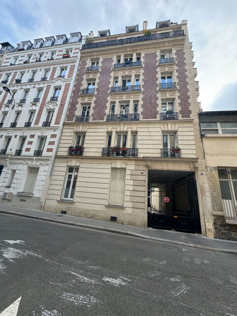  Parking / Garage  louer 