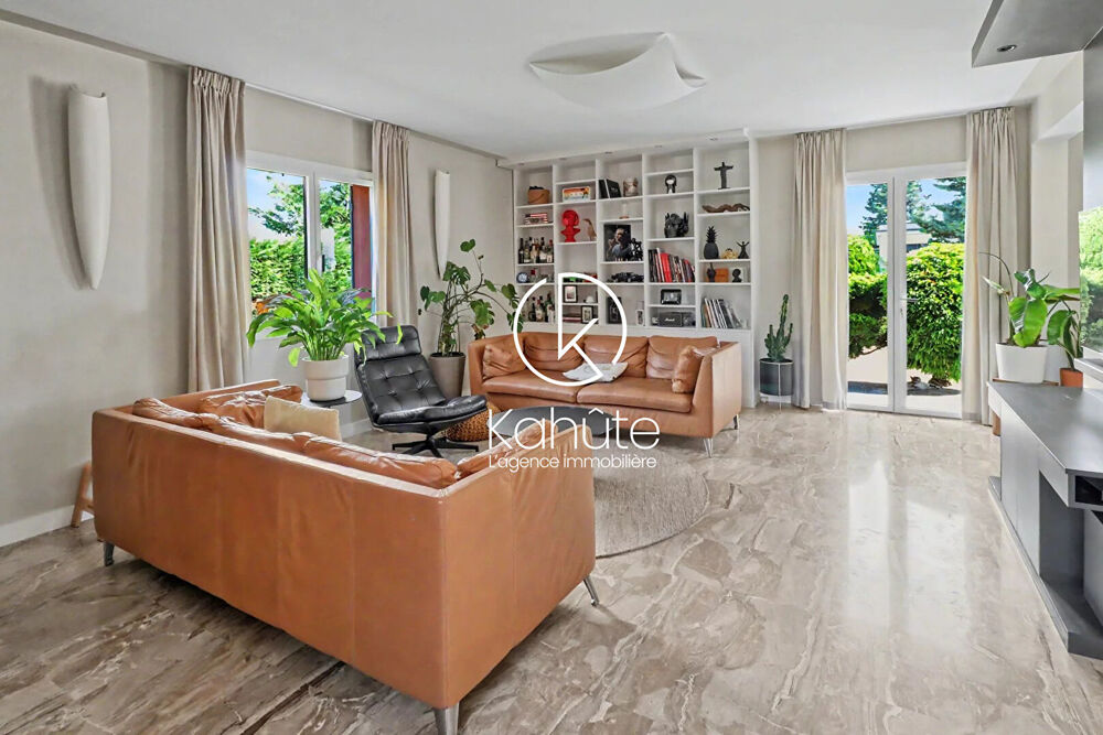 Vente Maison Dardilly Maison familiale rénovée 176 m²  Terrain arboré 1 370 m² Dardilly