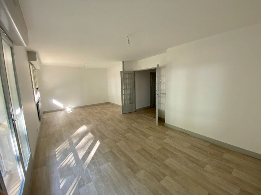 Location Appartement APPARTEMENT RENOVÉ  - 1 CHAMBRE - 65m² Blois