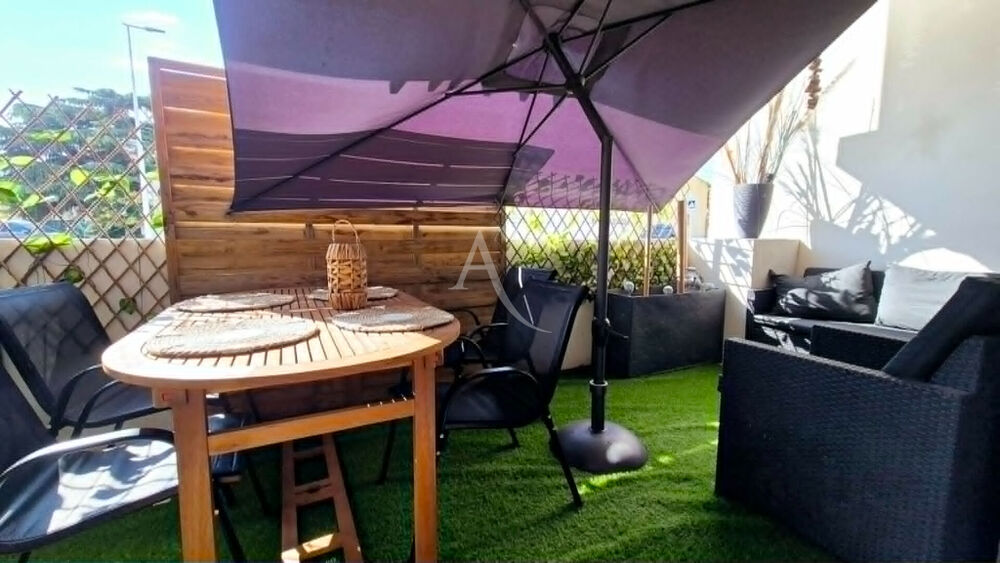 Appartement T3 à vendre à Frontignan - 65,65 m² - Résidence récente de 2020 - Terrasse de 12 m² - Parking privatif en sous-sol