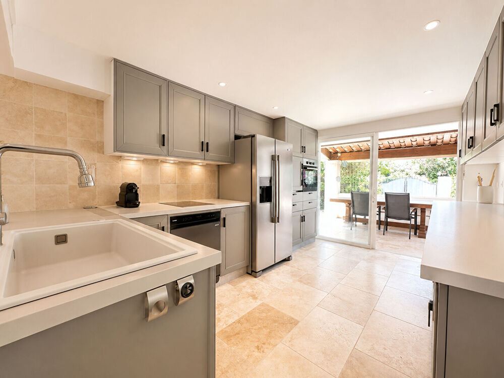 à vendre  Maison Saint-Raphaël (83700)