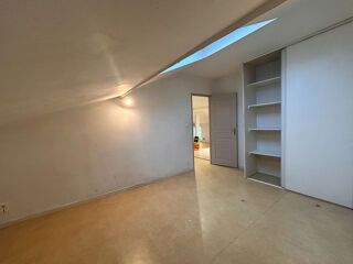  Appartement à louer 3 pièces 40 m²