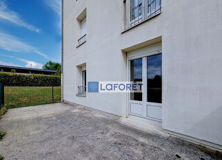  Appartement à louer 5 pièces 105 m²