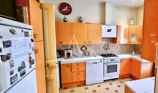  Maison  vendre 8 pices 212 m