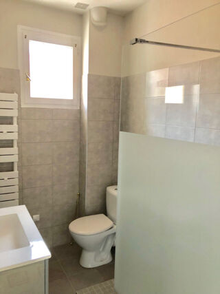  Immeuble � vendre 15 + pi�ces 422 m�