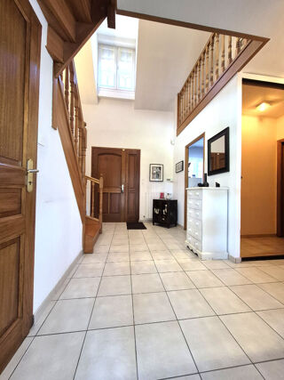  Maison � vendre 8 pi�ces 188 m�