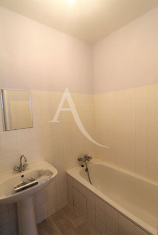  Appartement à louer 1 pièce 23 m²