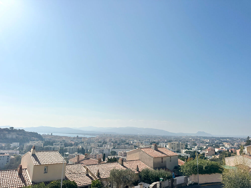 Villa 4 pièces à vendre à Saint-Raphaël avec vue panoramique sur la mer