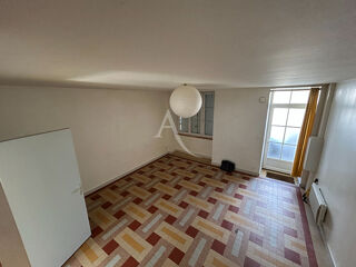  Immeuble à vendre 10 pièces 155 m²