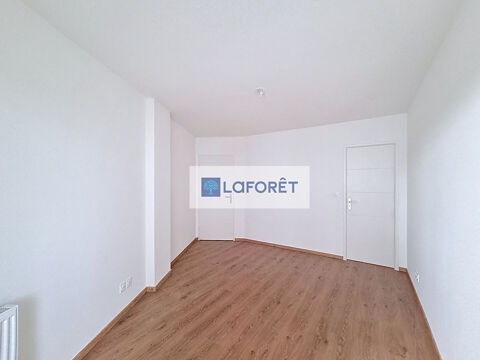  Appartement � louer 4 pi�ces 82 m�