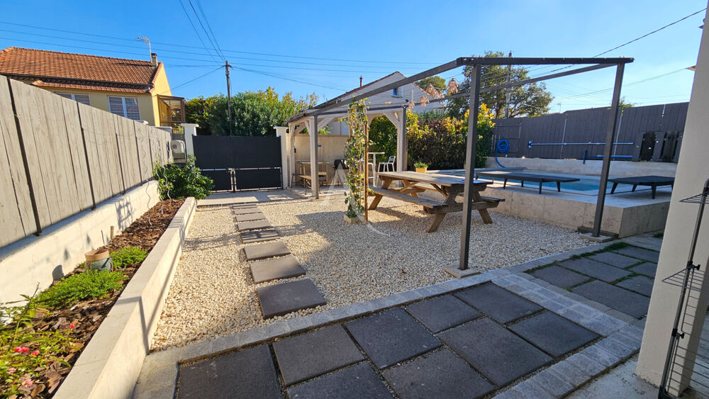 Vente Maison Maison Nimes 5 pièce(s) 120.50 m2 Nimes