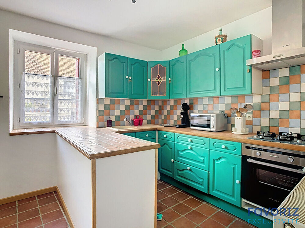 Maison Fontaine française 5 pièce(s) 122 m2