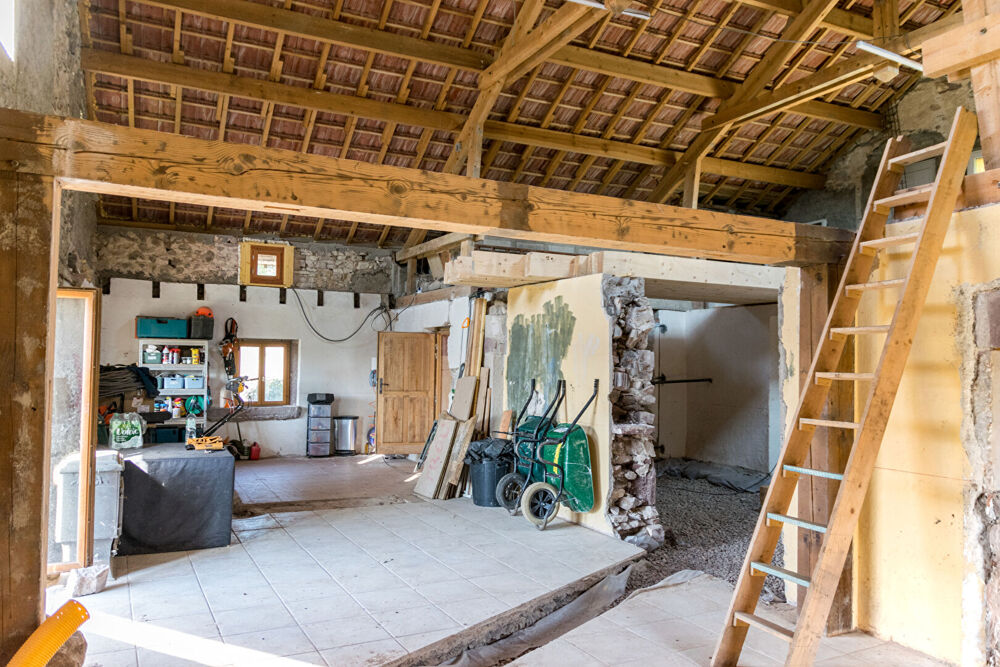 Maison à rénover avec vue dégagée sur la nature