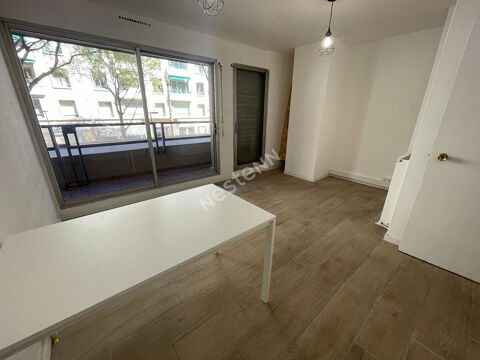   Local commercial/professionnel de  22 m² avec place de parking et balcon à louer sur Marseille 06 - Réf. 232 