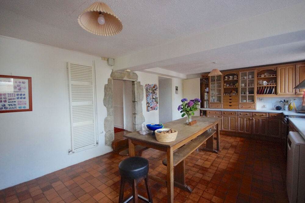 LA MANCHE Demeure de prestige pres Coutances 350 m2 avec 9ha