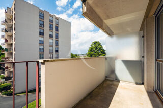  Appartement à louer 3 pièces 66 m²