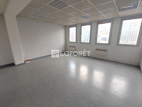 Bureaux Montbeliard 4 pièce(s) 105 m2 1625 25200 Montbeliard