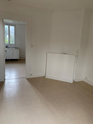  Appartement à louer 2 pièces 37 m²