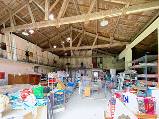 Immeuble à vendre 1 pièce 185 m²