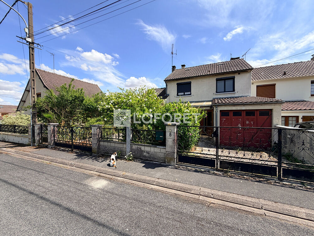 Maison 6 pièces 111 m² · à Compertrix · 111 m² · 183 500 €