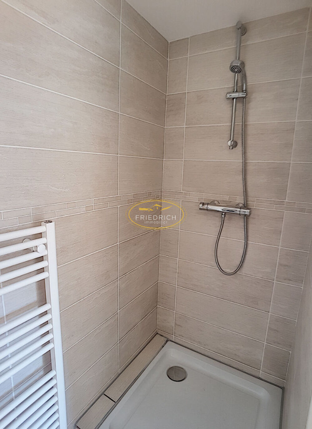 Location Appartement F1 EN DUPLEX ENTIÈREMENT RÉNOVÉ - BAR-LE-DUC Bar le duc