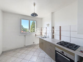  Appartement à louer 2 pièces 47 m²