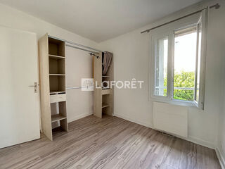  Appartement à louer 2 pièces 28 m²