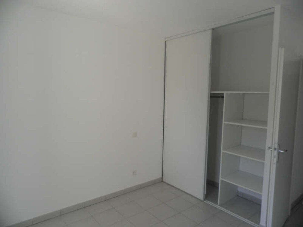 Location Appartement DOMAINE DE LA PINEDE B106 St yzan de soudiac
