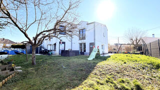  Maison � vendre 8 pi�ces 210 m�