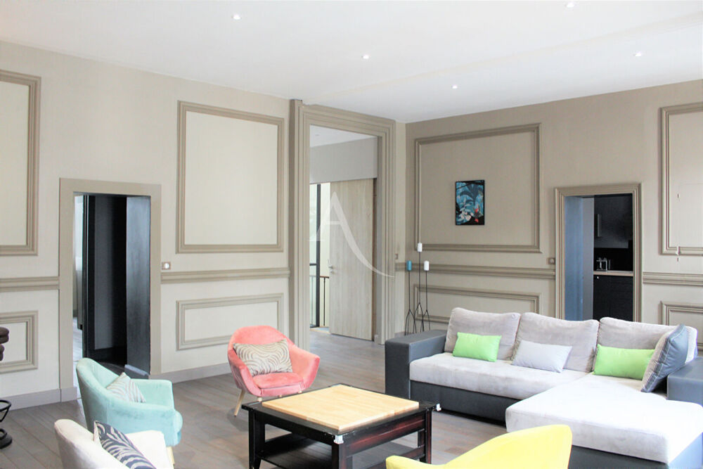 Grand appartement hyper centre - FONTENAY LE COMTE