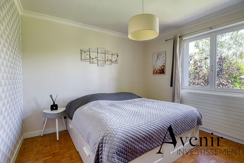 Vente Maison Ecully 66 Maison 4 pièce(s) de  121 m2 avec piscine Ecully