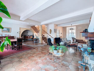  Maison � vendre 6 pi�ces 200 m�